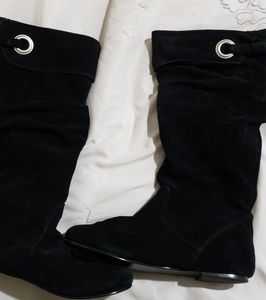 Black suede boots